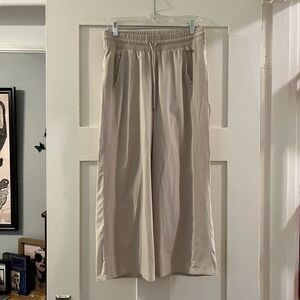 Athleta Avenue Wide Leg Crop Pant